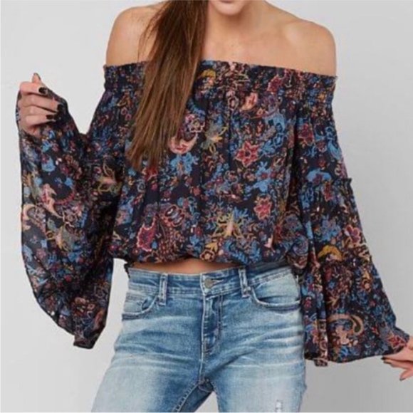 Free People Free Spirited Off The Shoulder Top Bell Sleeve Boho Floral Blouse XS - Picture 3 of 15